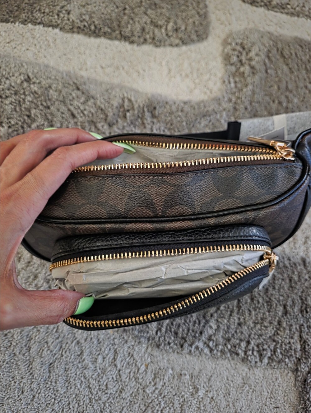 COACH Black Sig Court Belt Bag NWT - Picture 4 of 7